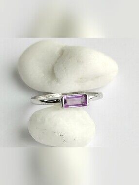 Amethyst  Ring Sterling Silver Size 6 Stacking 🆕